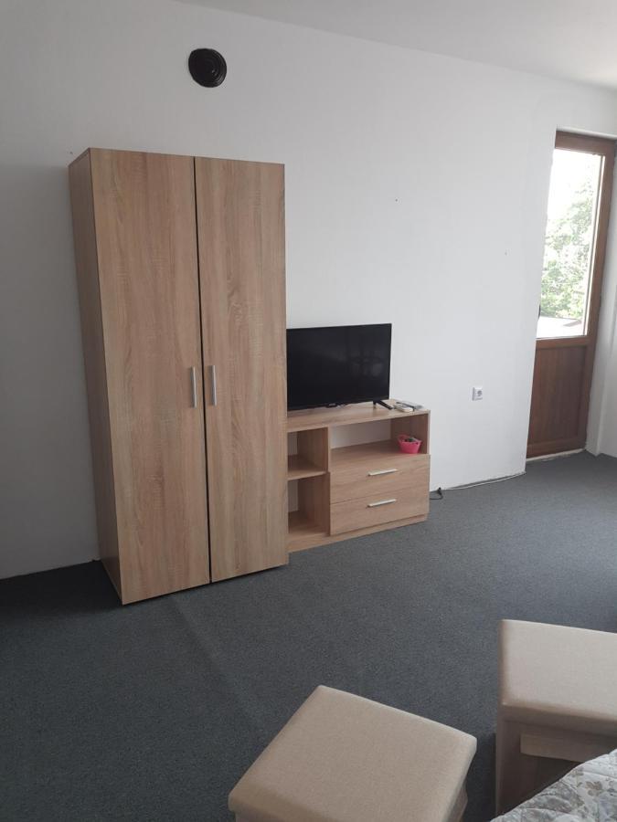 Guest Rooms Radost Balchik Exterior photo